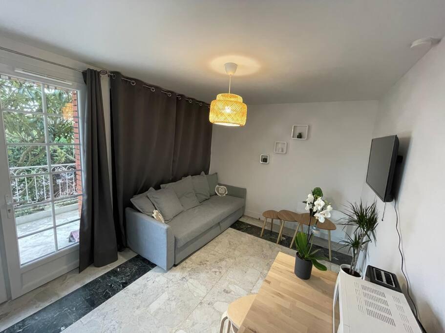 Joli T2, Terrasse Et Jardin, Ideal Pour Familles, A 15 Min De L'Aeroport Roissy Cdg Tremblay-en-France Eksteriør bilde