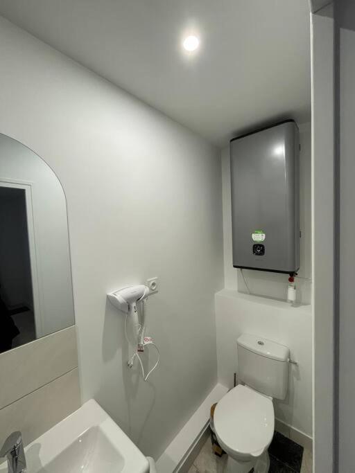 Joli T2, Terrasse Et Jardin, Ideal Pour Familles, A 15 Min De L'Aeroport Roissy Cdg Tremblay-en-France Eksteriør bilde