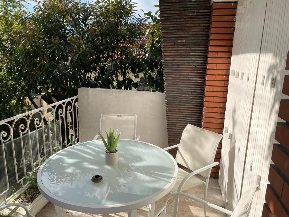 Joli T2, Terrasse Et Jardin, Ideal Pour Familles, A 15 Min De L'Aeroport Roissy Cdg Tremblay-en-France Eksteriør bilde